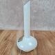 Single flower vase in opaline crystal – milky white 🌼🤍