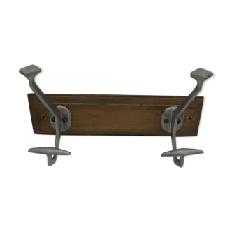 Wall coat rack with 2 hooks on wood