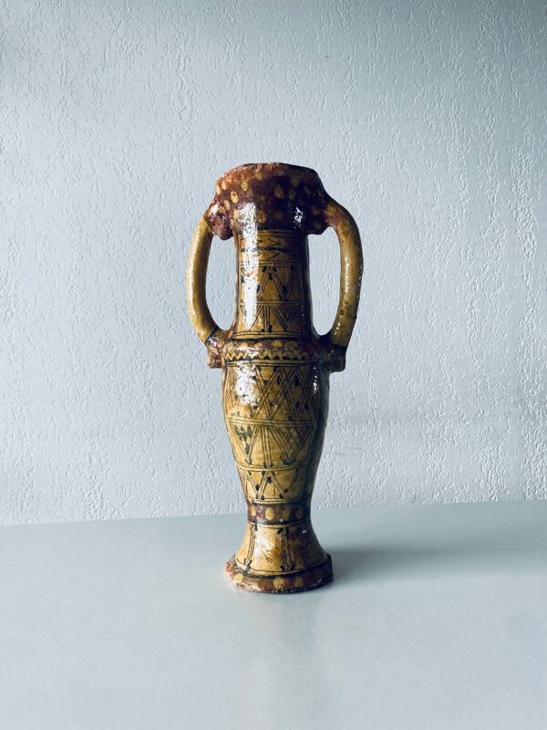 Ancienne amphore berbère