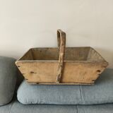 Vieux panier en bois