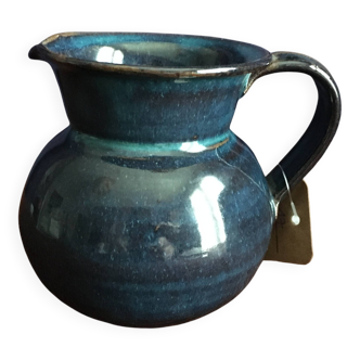 Small jug Dequeker