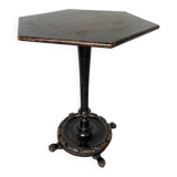 1900 lion paw pedestal table