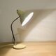 Lampe de bureau en métal beige, années 60