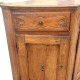 Ancient Venetian grand buffet from the 18th century in solid cherry wood.