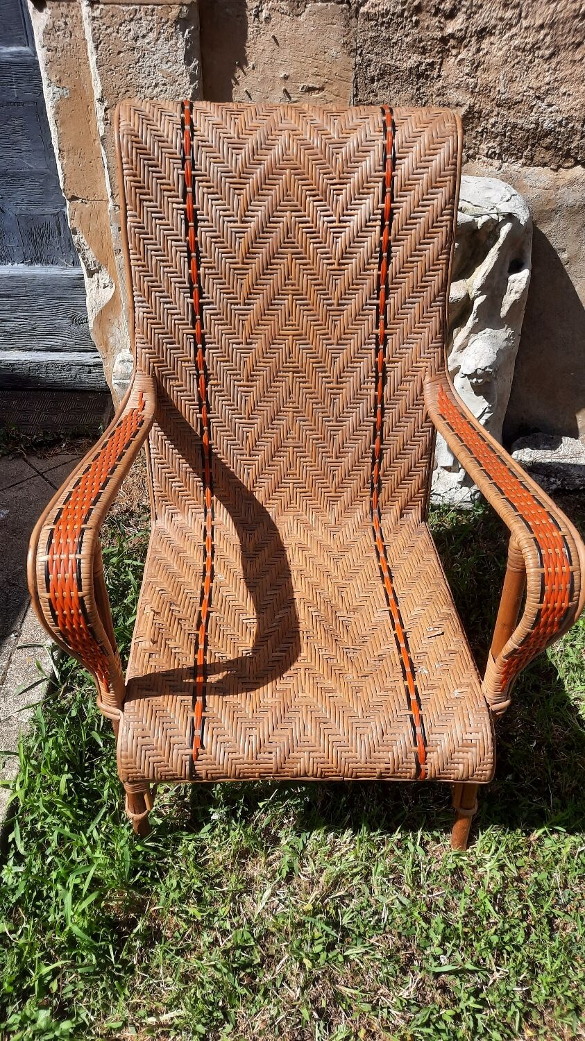 Set of 4 wicker and rattan armchairs