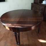 Antique round table