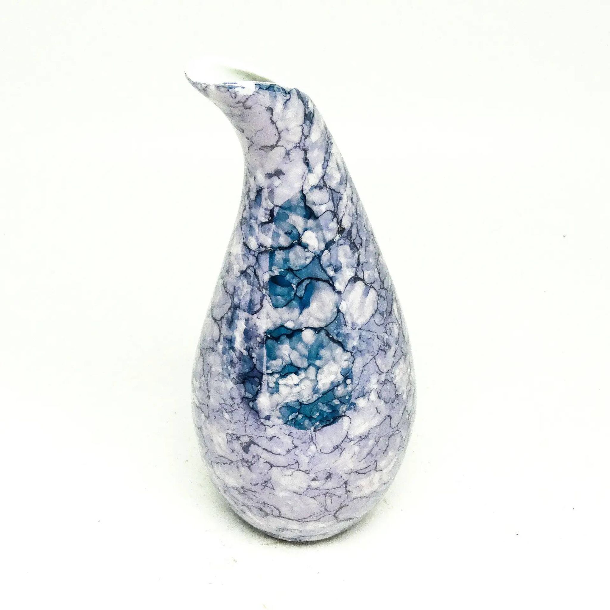 Drop vase, modernism, porcelain, Poland, 1960s