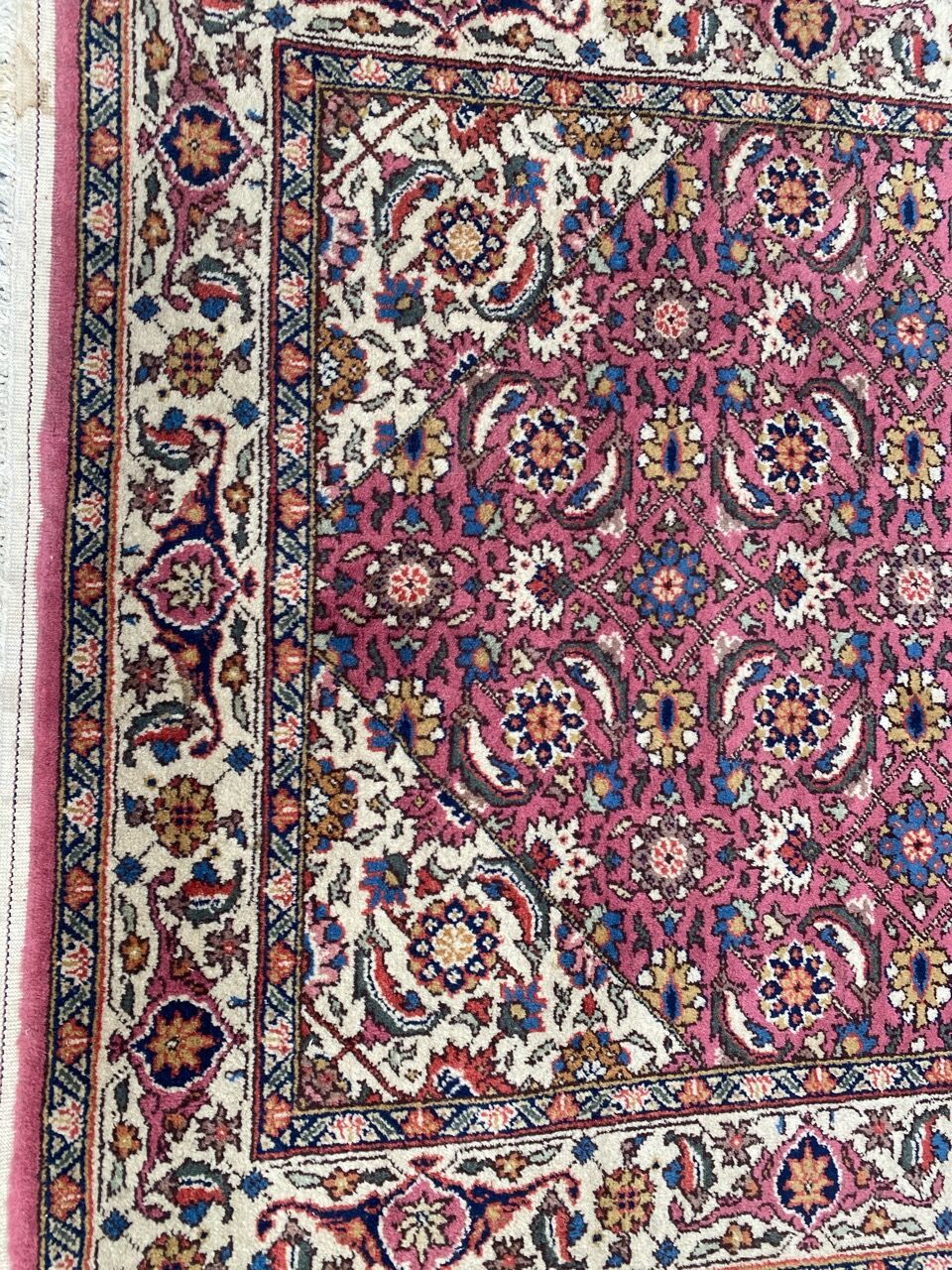 Beautiful vintage Transylvania handmade Persian style carpet 131x220 cm