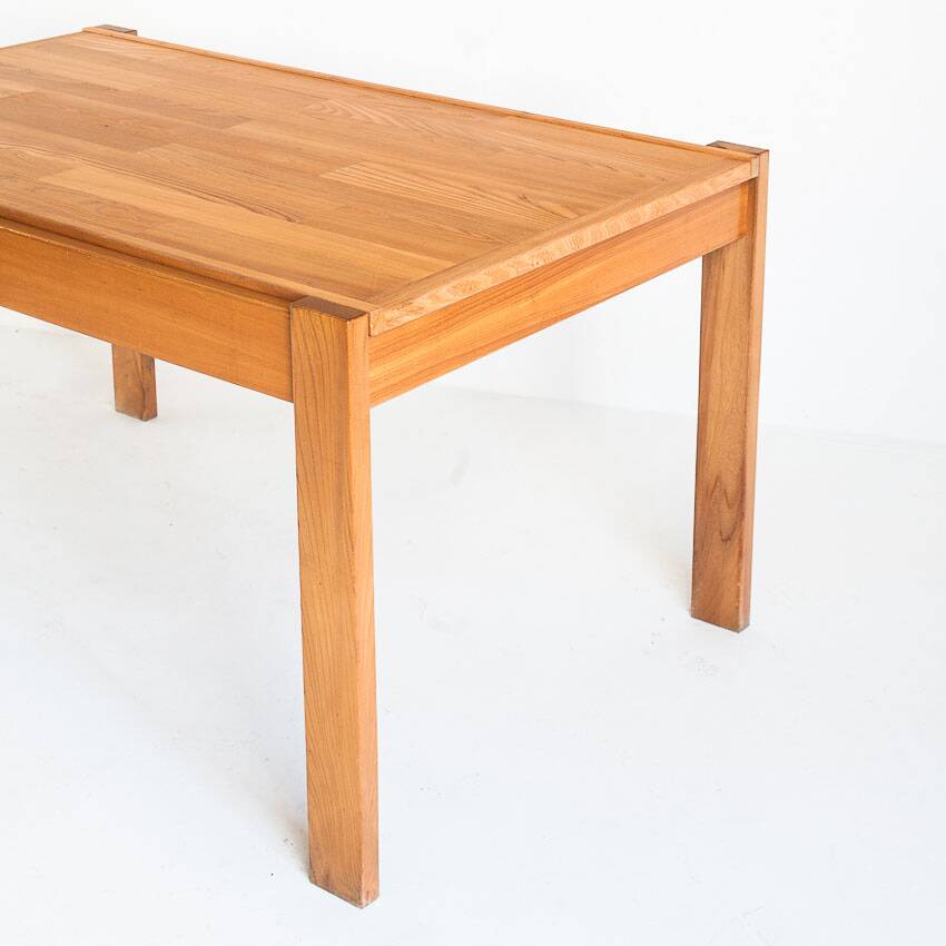 Extendable table and 4 chairs set with a rationalist design in solid elm wood. France, 70's