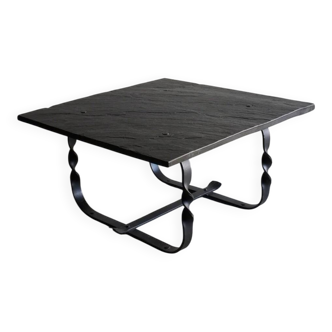 Table basse en métal forgé et pierre noire | Style brutaliste | France | Années 1970