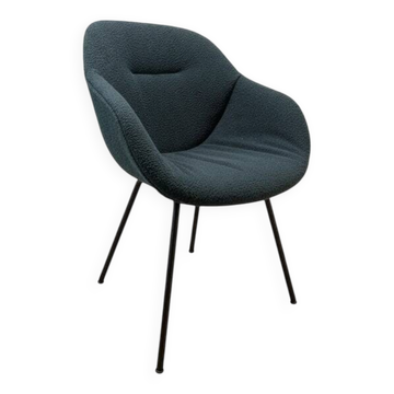 Hay armchair - metal armrests and sapphire fabric
