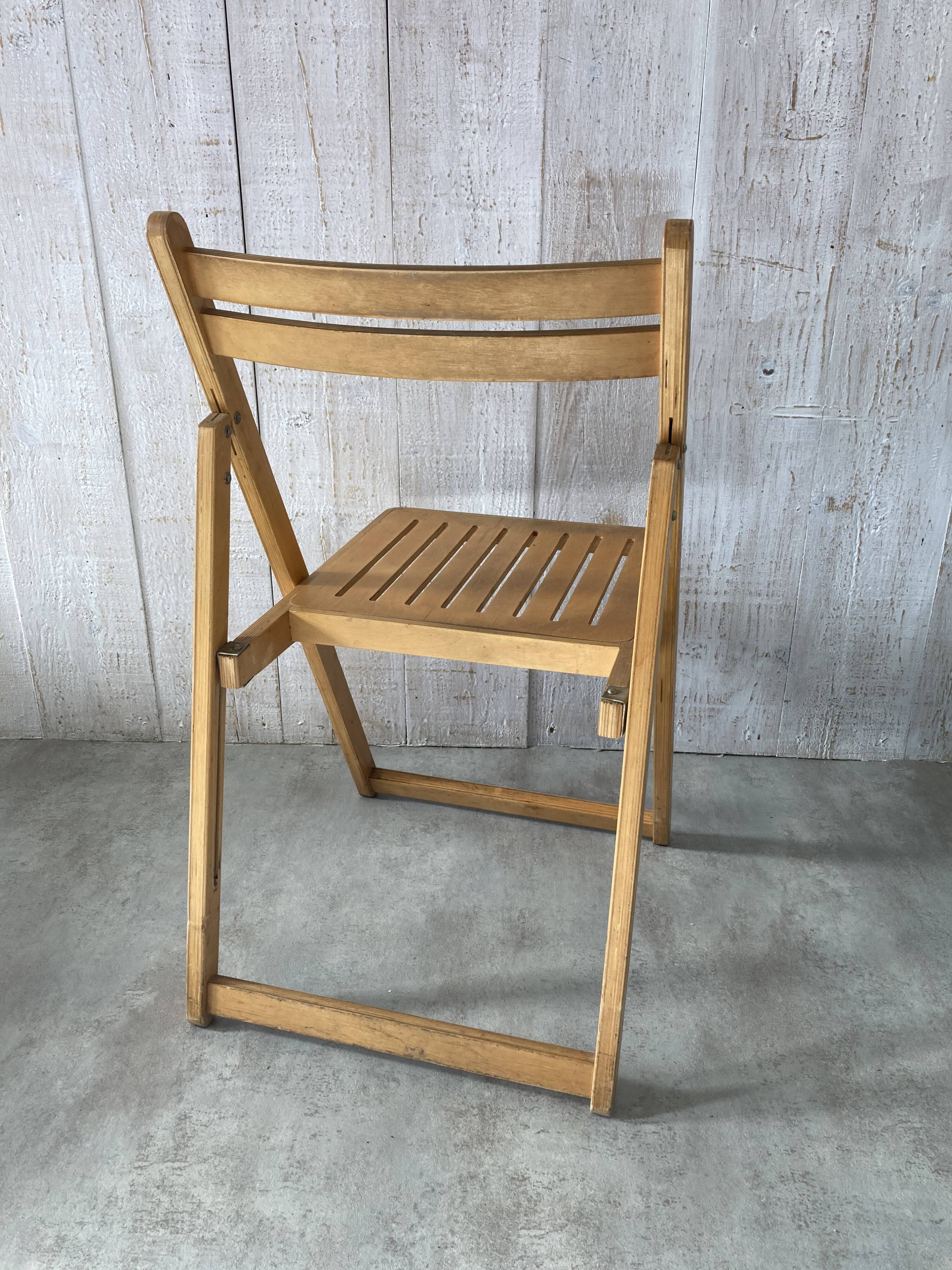 Vintage folding chair