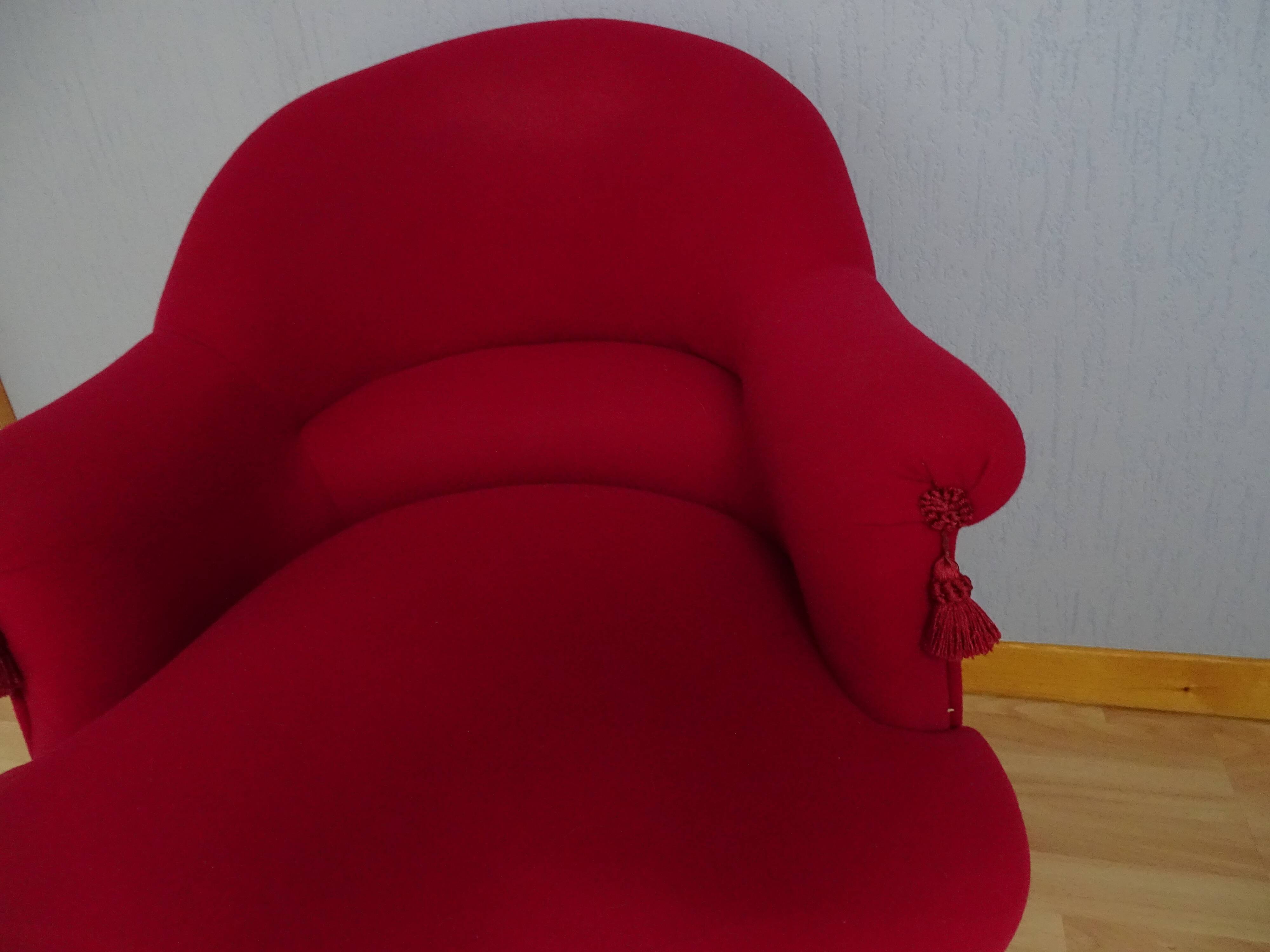 Red toad armchair vintage top