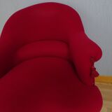 Red toad armchair vintage top