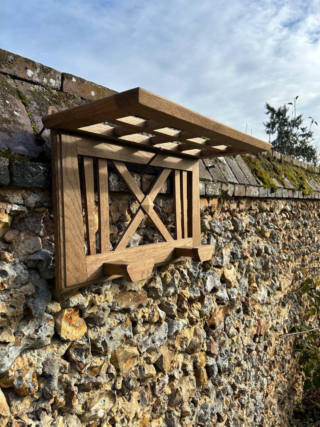 Art Deco wall-mounted coat rack in grey oak