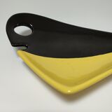 Empty pocket anthropomorphic ceramic black and yellow design 50s
