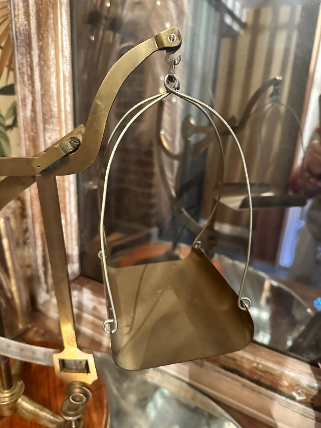 Old scale weighs mail