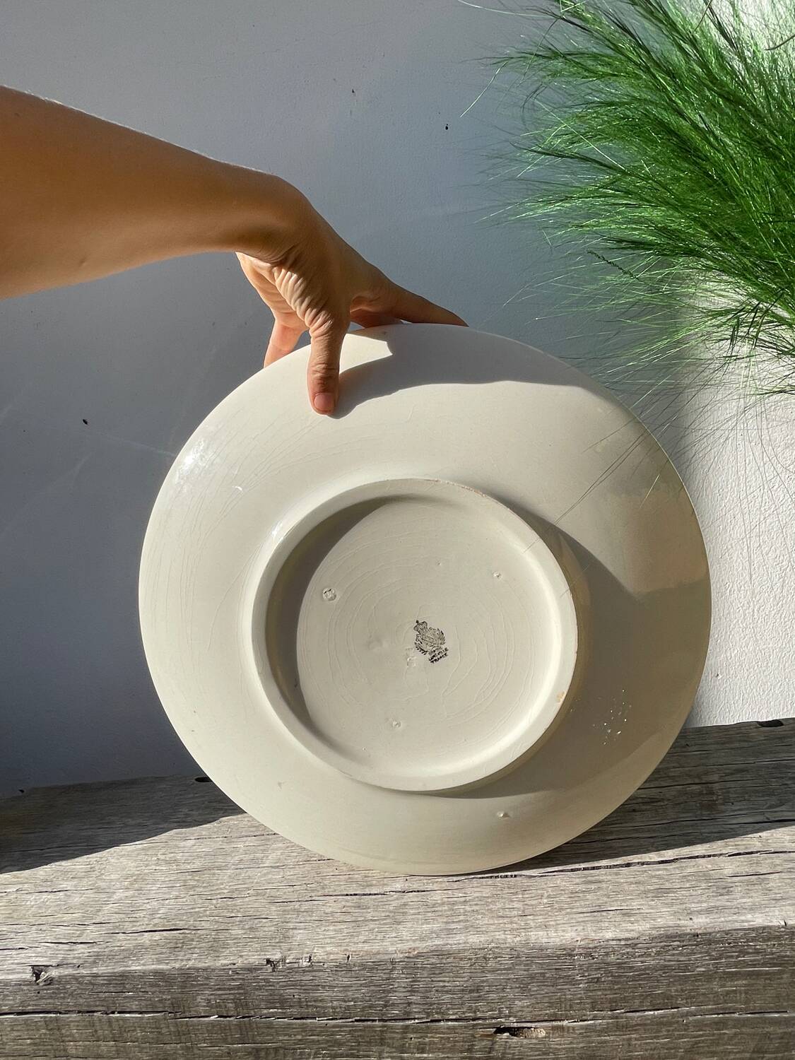 Large white and gold porcelain salad bowl from Lunéville