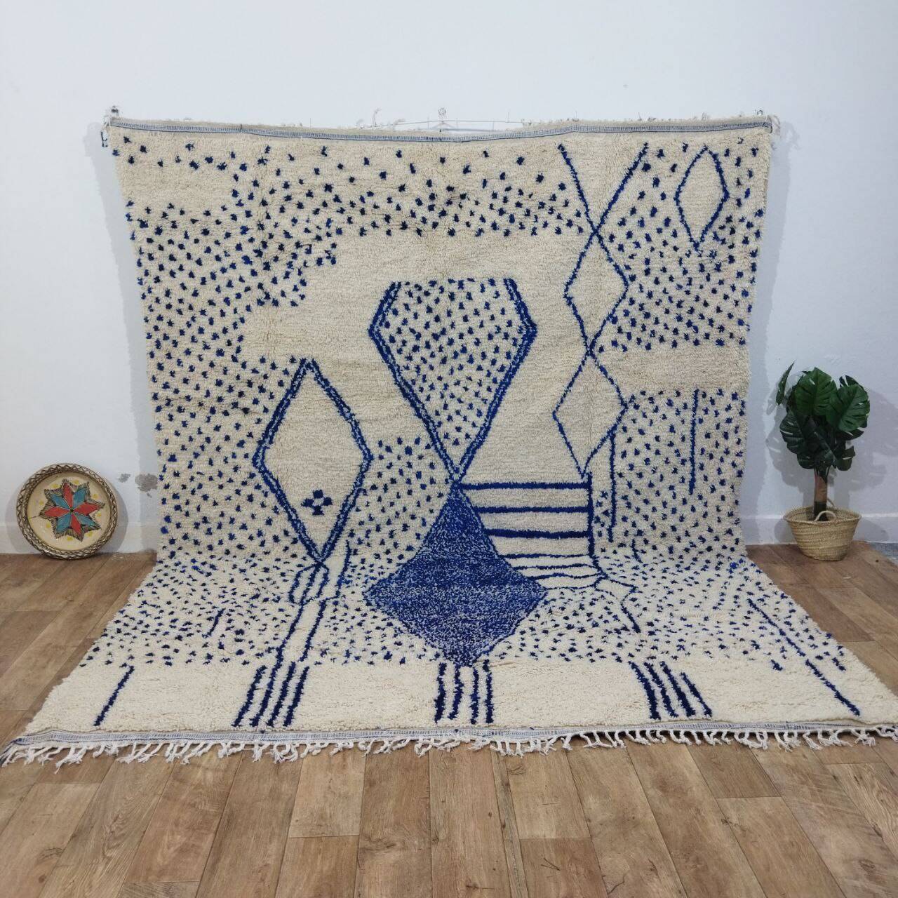 Vintage Azilal rug 310x246 cm - Blue geometric patterns
