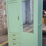 Vintage parisian wooden slip-up