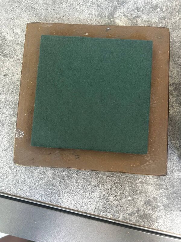 Boîte carré Mithé Espelt