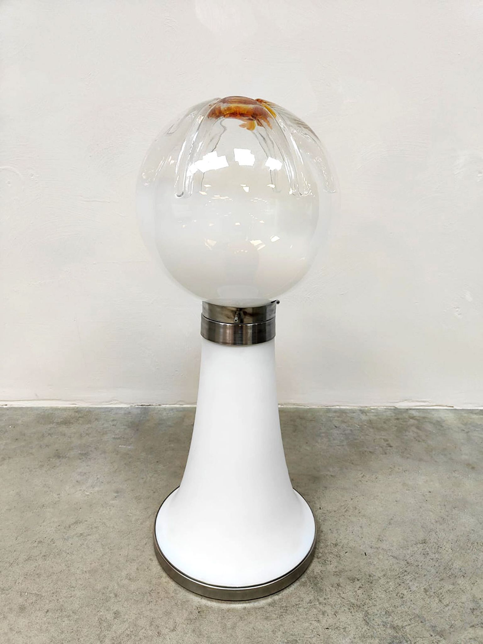Vintage Italian design glass floor table lamp
