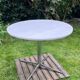 Table ronde formica gris clair vintage