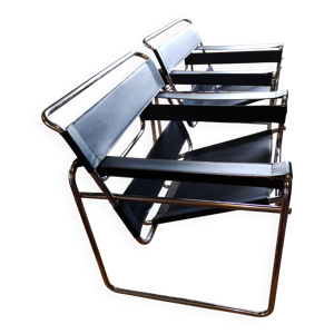 Paire de fauteuils type