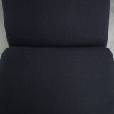 Set of 2 comfortable black vintage design armchairs