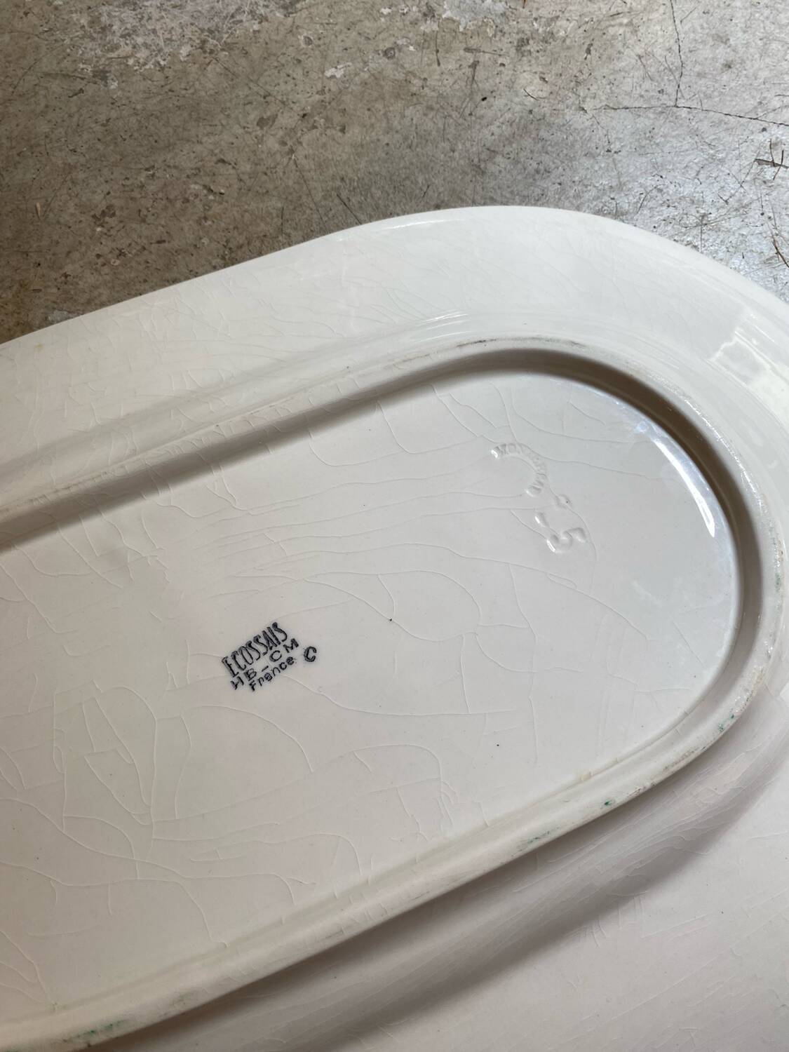 Ensemble de plats en porcelaine