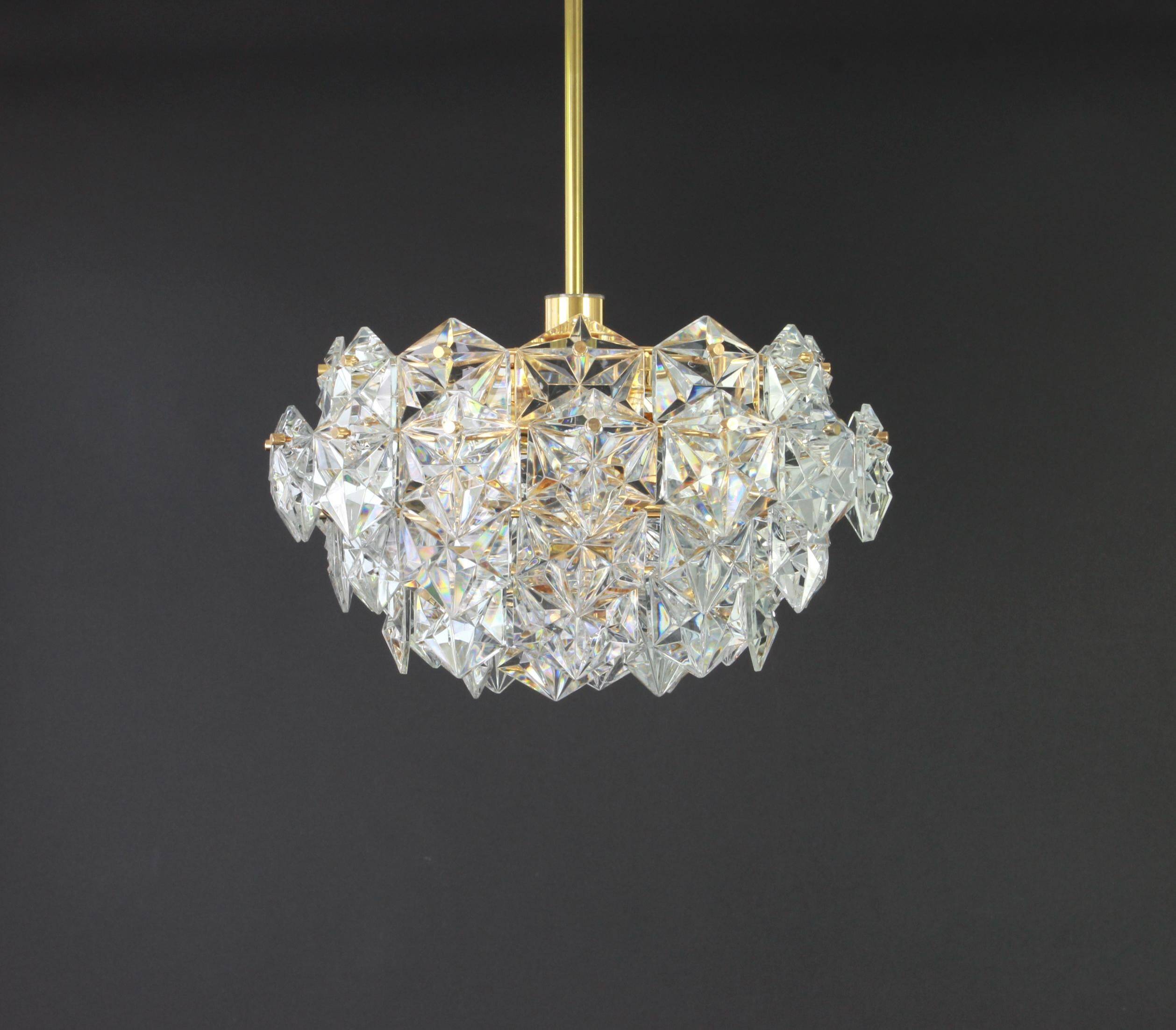 Chandelier in gilded brass and crystal glass by Kinkeldey, Germany, 1970s.