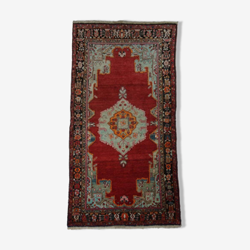 Colorful hand-knotted Persian rug 250 x 135 cm