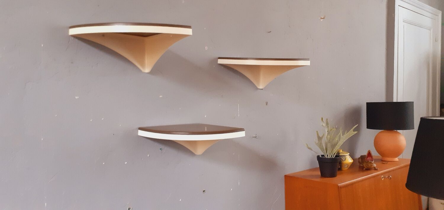 Three vintage corner shelves 70s