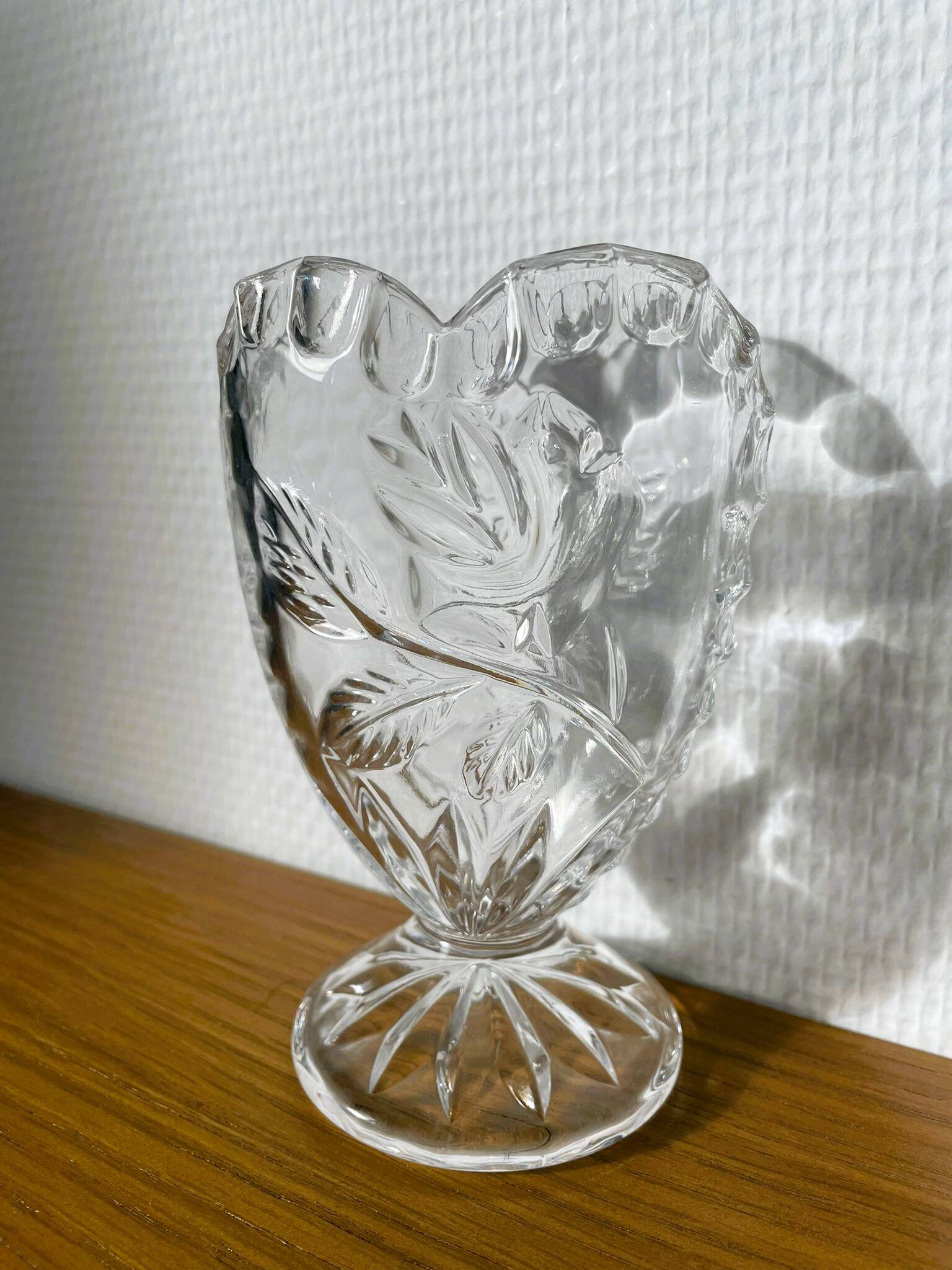 Vase allemand en cristal et forme de cœur
