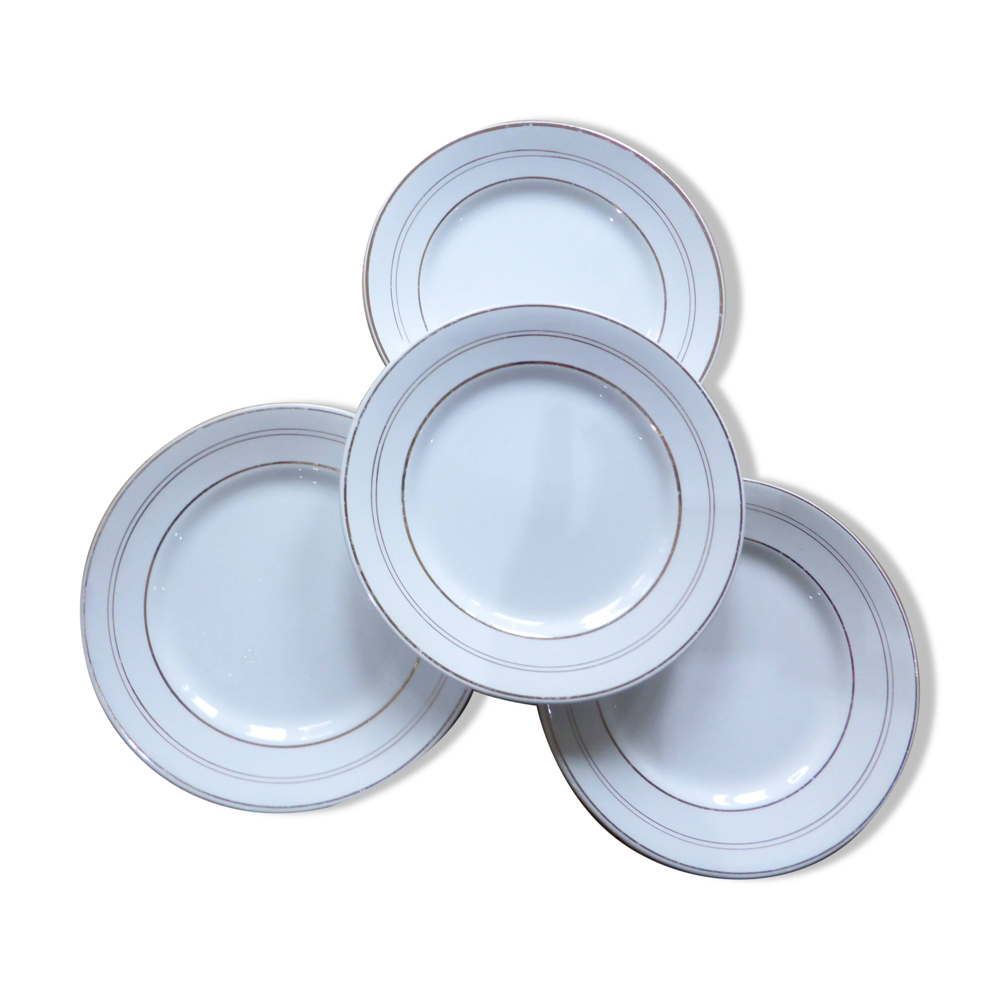 4 assiettes à dessert en porcelaine de St Amand