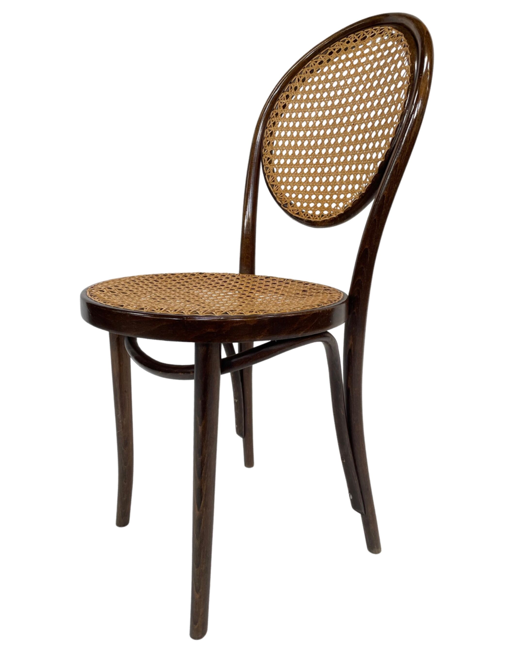 Ensemble vintage de quatre chaises Michael Thonet ZPM Radomsko Design