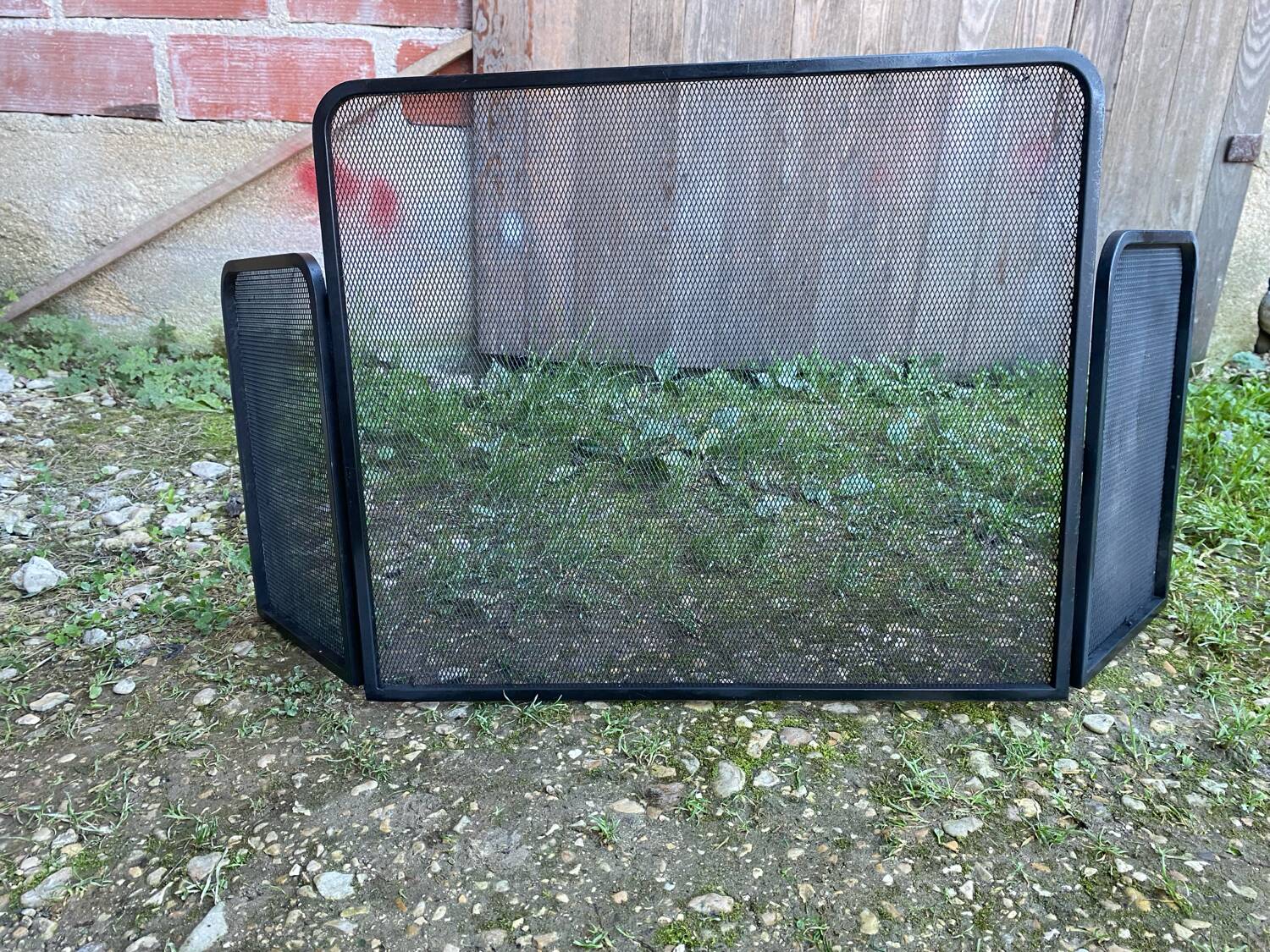 Fire screen fireplace screen black metal mesh 3 leaves vintage