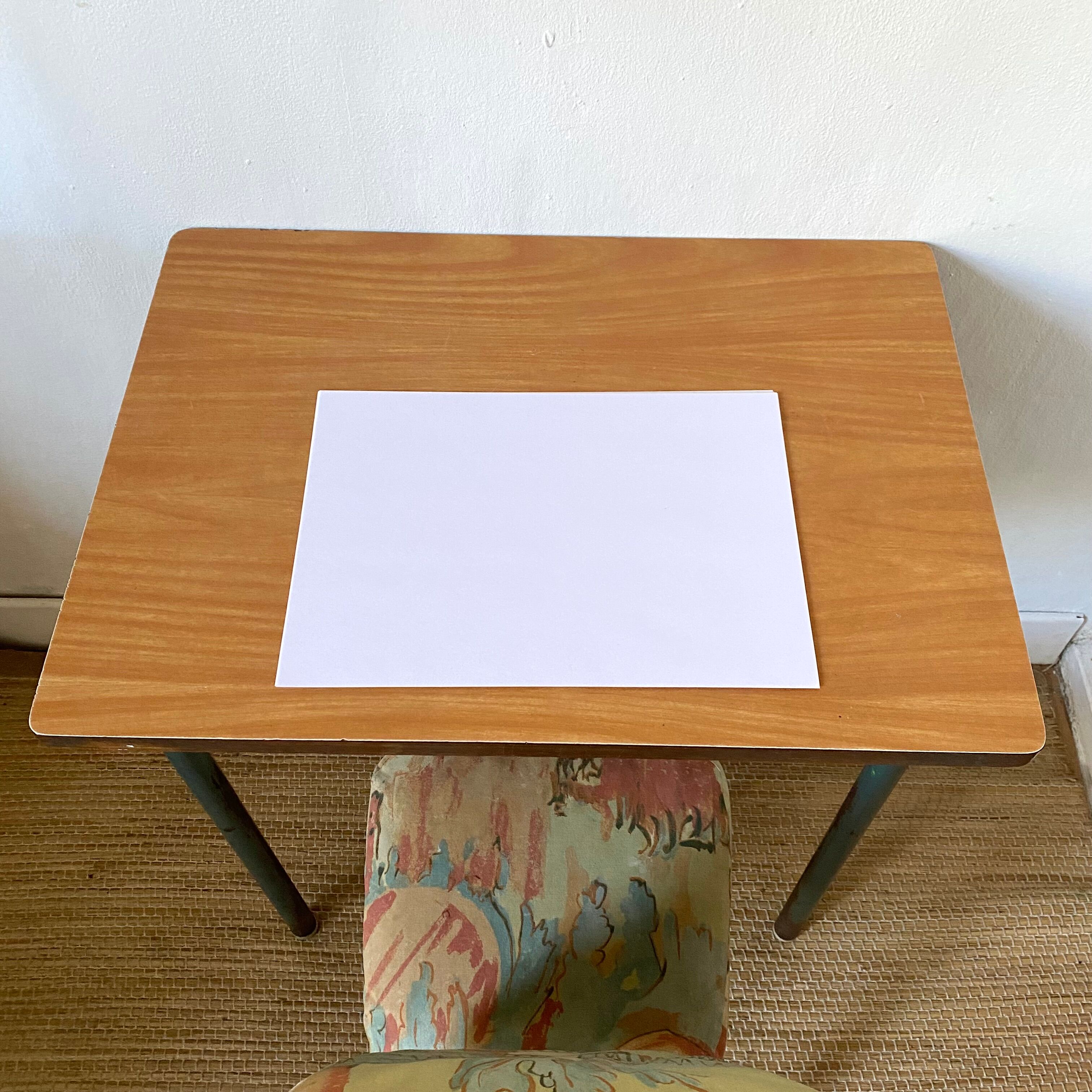 Bureau d'écolier vintage métal et bois