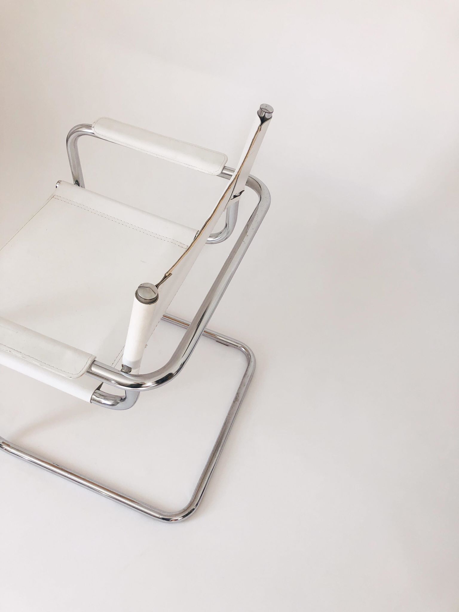 Metal and leather tubular chair