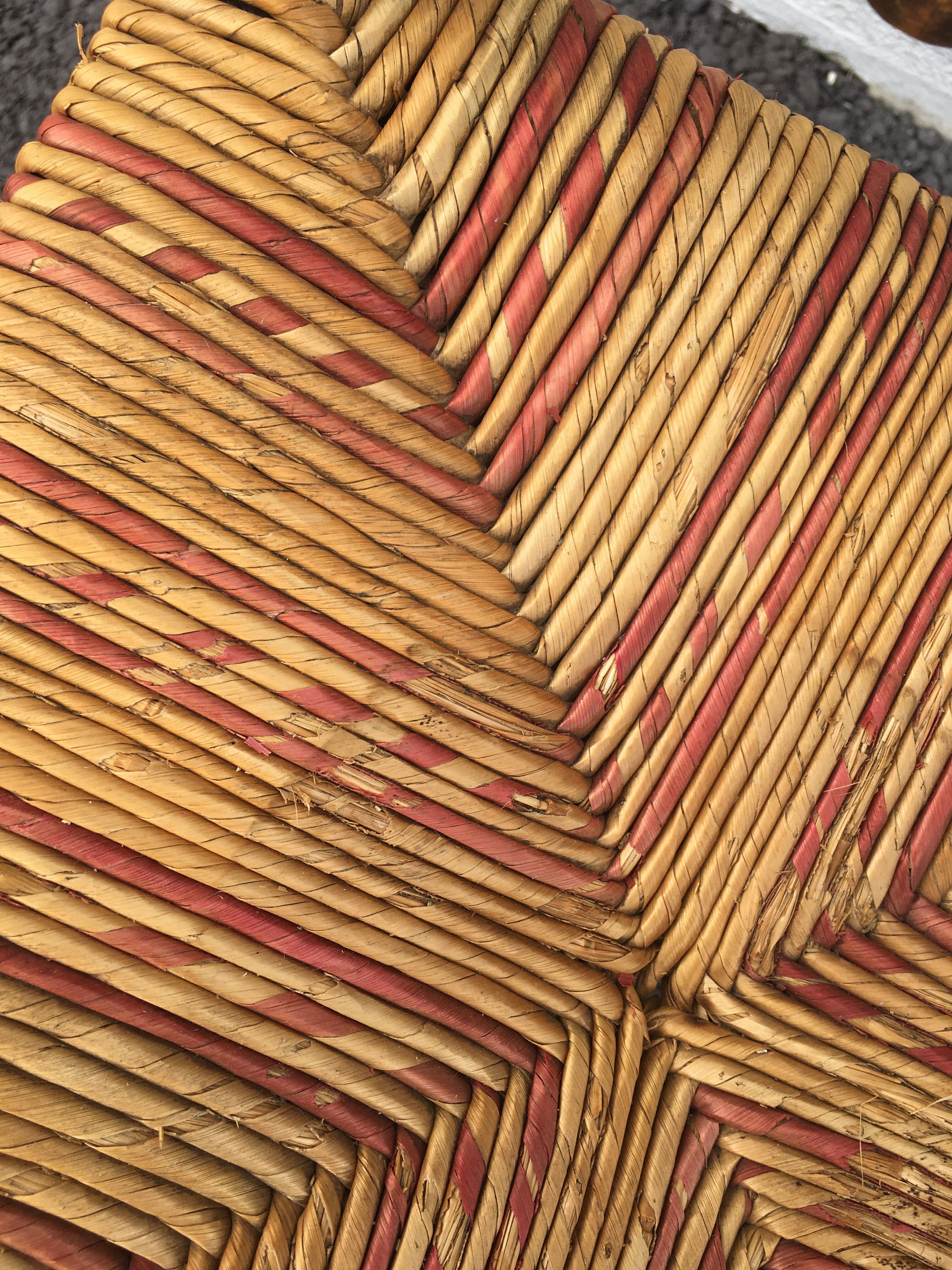 Straw corner chair for children