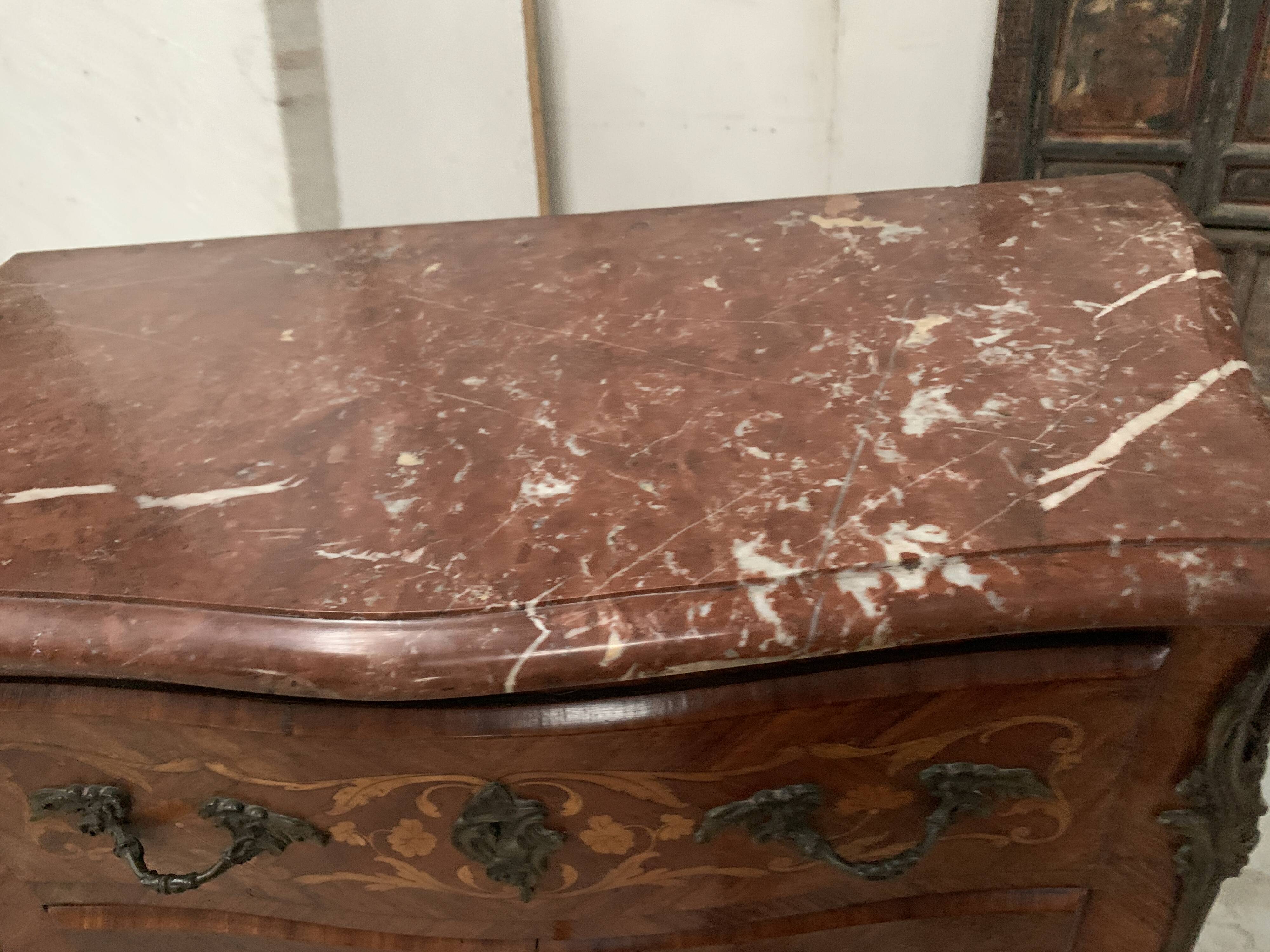 Louis XV style lady's secretary in light wood marquetry, 20th century.