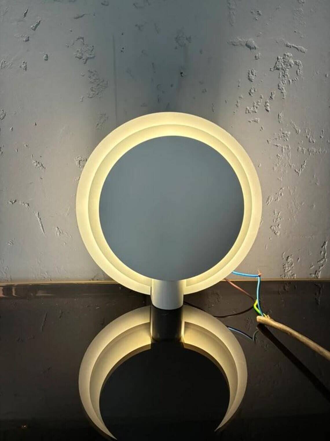 Lumiance Planeta wall lamp by Chris Hiemstra, cream aluminium, 1980s