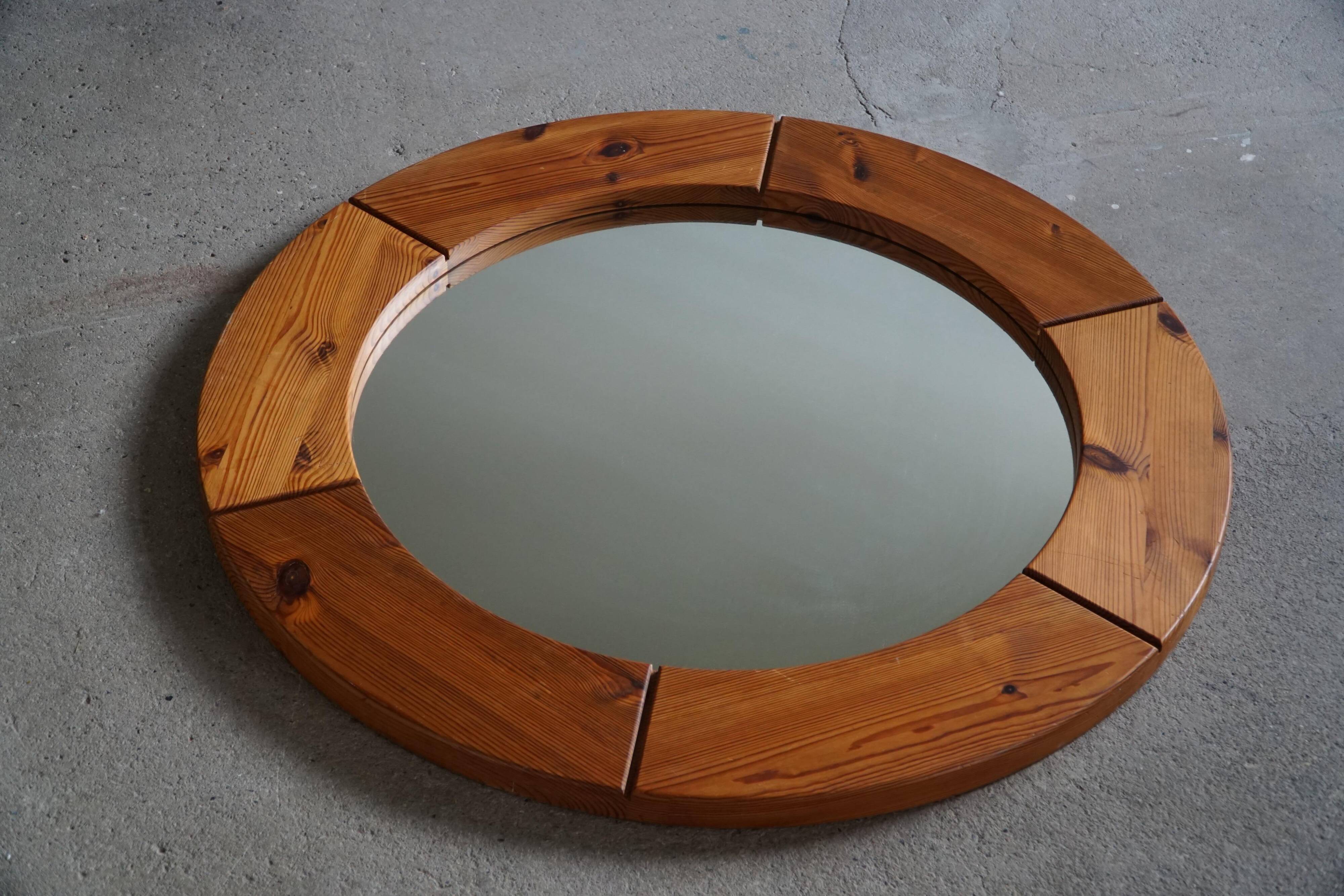 Wall mirror in solid pine by Glasmäster Markaryd, Sweden, 1960s.