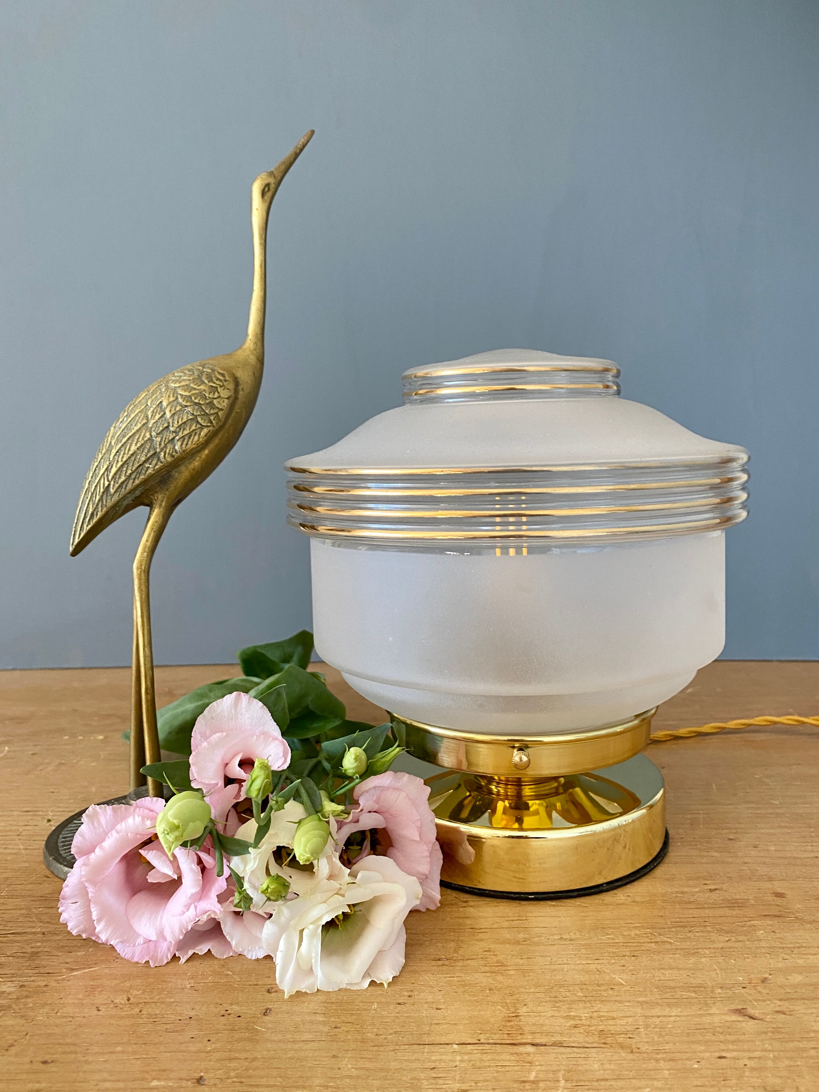 Table lamp vintage art deco globe in white frosted glass with golden edging