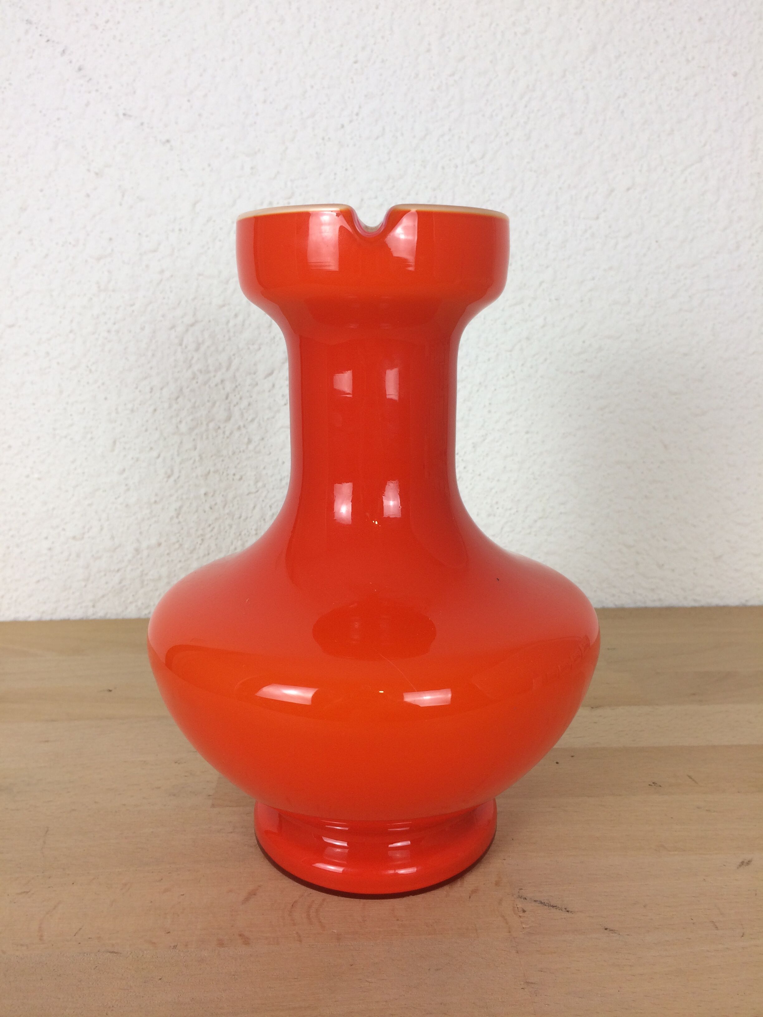 70's orange glass vase