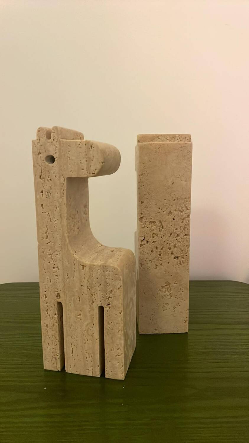 Travertine giraffe bookends, Fratelli Mannelli, Italy, 1970s