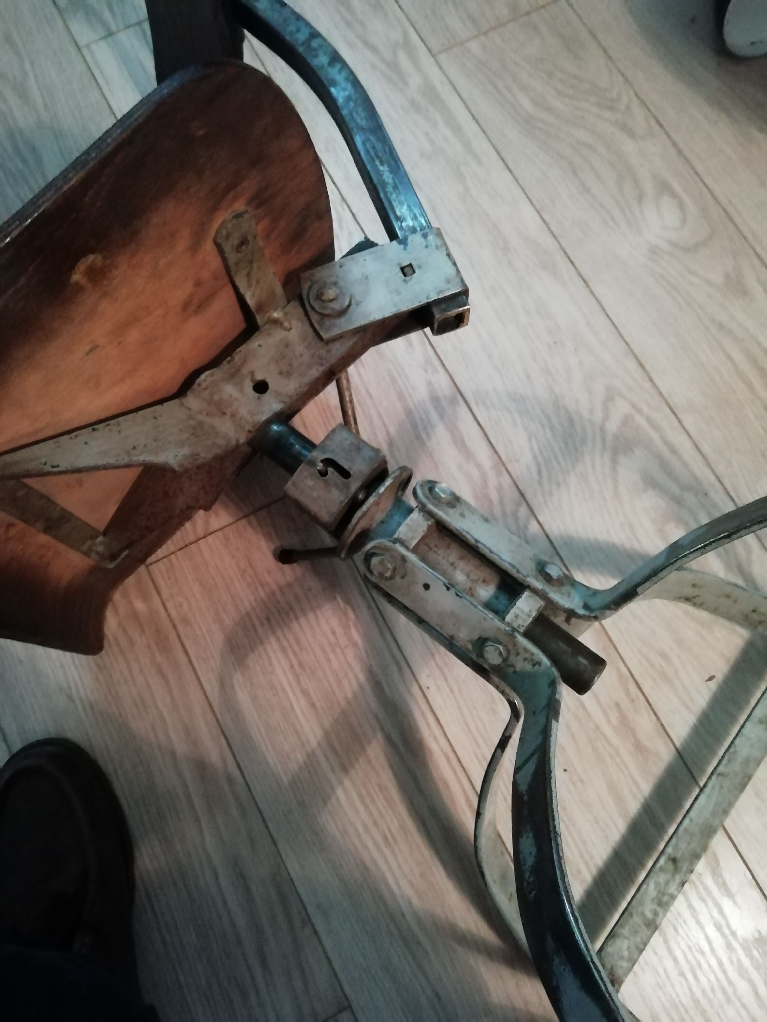 Workshop chair "bienaise"