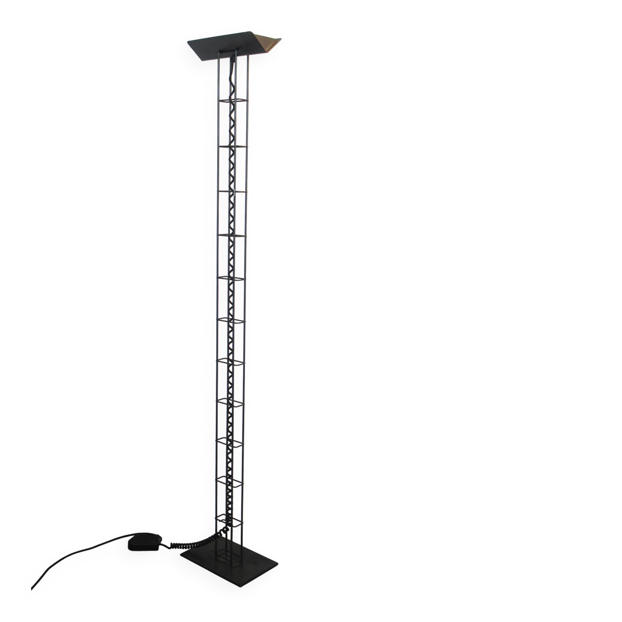 Arelux Milano pole lamp from the 1980s.