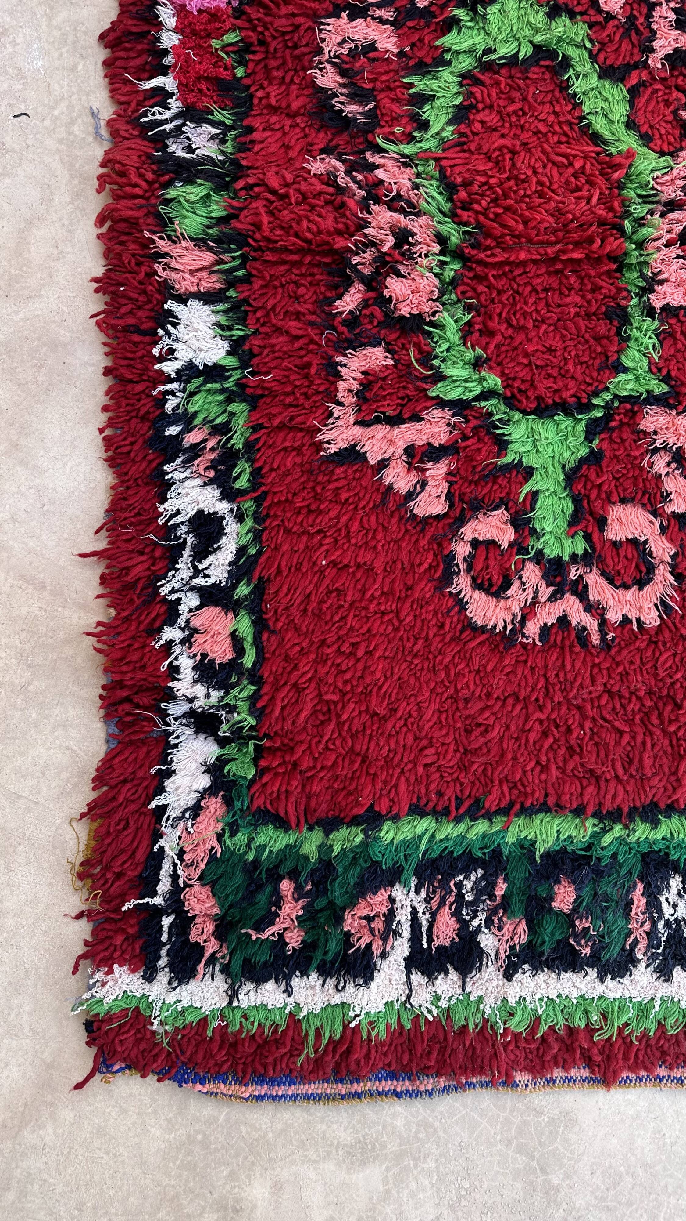 Red Boujad Moroccan rug - 337 x 93 cm