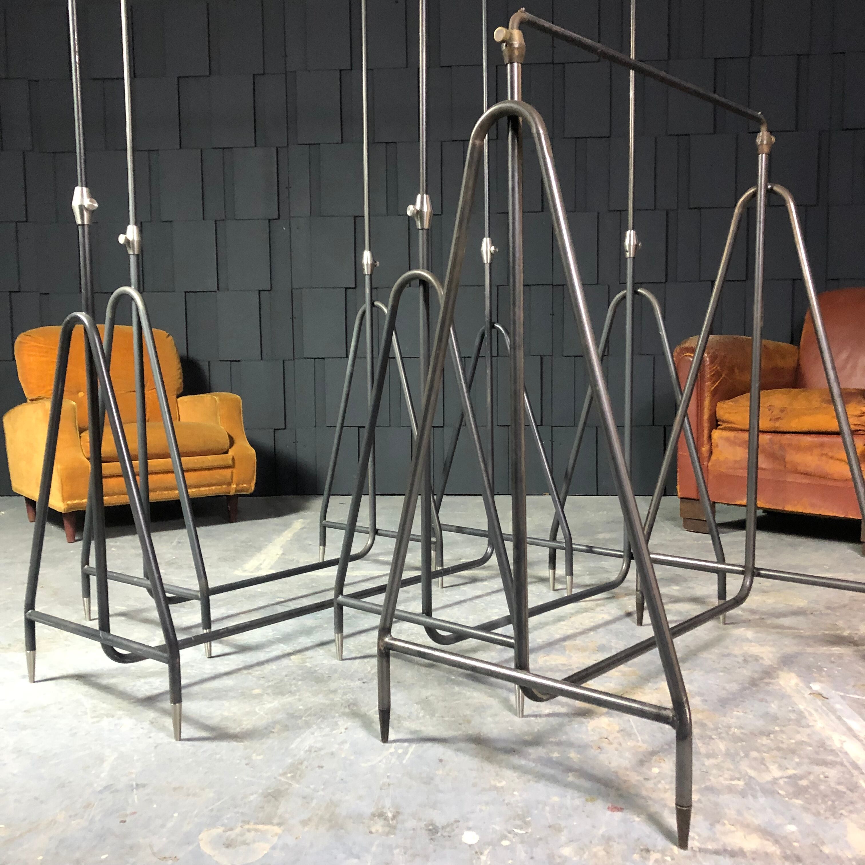 Set of 4 racks with metal clothing